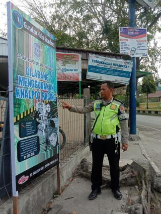 Sat Lantas Polres Tanjung Balai Sosialisasi Jangan Pakai Kenalpot Racin Melalui Pasang Baliho 