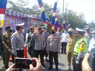 Kapolda Jateng, Ahmad Luthfi Lakukan Kunjungan ke Perbatasan Jabar-Jateng di Cilacap