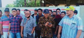 Puluhan Masyarakat Desa Majakerta, Menolak Tanahnya di Ukur