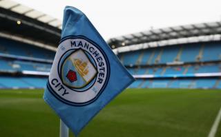 Kembali, Dua Pemain Manchester City Positif Covid-19