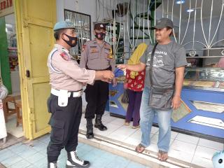 Tanggulangi Covid-19, Polres Indramayu Polda Jabar Laksanakan KRYD di kawasan Pasar Tradisional