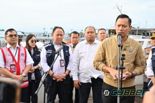 Menko AHY Tinjau Kesiapan ASDP di Pelabuhan Merak Jelang Lonjakan Nataru