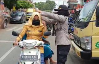 Disiplinkan Protokol Kesehatan, Polsek Rajadesa Gelar Operasi Masker