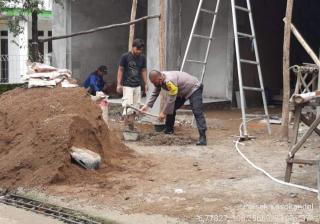 Wujud Rasa Peduli, Personel  Polres Majalengka Polda Jabar, Bantu Bangun Rumah Warga
