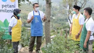 Tekan Urbanisasi, Pemprov Jabar Bakal Berekan Berikan Lagan Gratis Bagi Petani Milenial