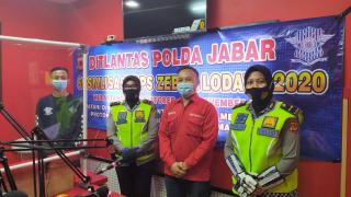 Dit Lantas Polda Jabar Sosialisasi Ops Zebra Lodaya 2020 Melalui Media Elektronik di Stasiun Radio Kota Bandung
