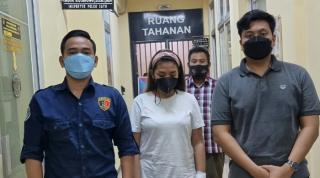 Tenggen! Cekcok dengan Suami, Ibu Muda Aniaya Bayi Sendiri dan Viralkan ke Medsos