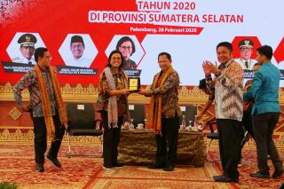 Menteri Keuangan Sri Mulyani Indrawati dan Bupati OKU, Menghadiri Acara Rapat Kerja Percepatan Penyaluran dan Pengelolaan Dana Desa Tahun 2020