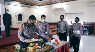 Perayaan Hari Jadi Ke-65 Korps Lalu Lintas Polri Mengadakan Road Safety Policing : implementasi e-policing  .