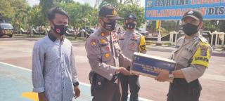 Kementerian Parekraf RI Salurkan Bantuan Melalui Polres Inhu