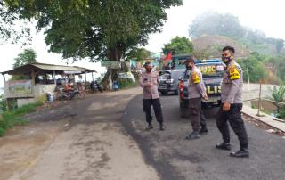 Polres Majalengka Polda Jabar Bersama TNI DAN Sat Pol PP Sosialisasi 3M di Obyek Wisata Panyaweuyan