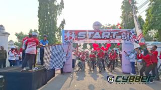 Sambut Peringatan HUT RI ke 81, Pemerintah Kecamatan Jatiwangi Bersama Toserba Surya Gelar Kegiatan Jalan Santai dam Gowes