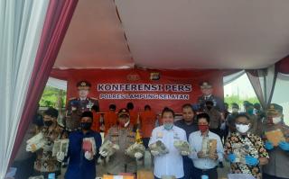 Polres Lampung Selatan Tujuh Hari Amankan 54,2 Kg Ganja