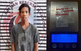 Jadikan Rumah Tempat Menyalahgunakan Narkotika, Petani di Dusun Cakat Raya Ditangkap Polisi