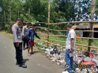 Polsek Caringin Bersama Team INAFIS Polres Bogor Cek Olah TKP Lokasi Penemuan Bayi