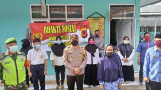 Penyaluran Bantuan Sembako Dari Polres Ciamis Polda Jabar Kepada SLB YKSB Cijeungjing Ciamis Yang Terdampak Covid 19