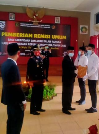 Lapas Kelas II B Purwakarta Berikan Remisi Kepada Napi Sebanyak 286 Orang