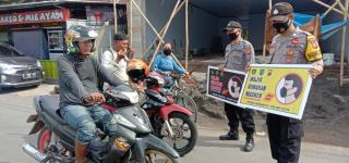 Polsek Lelea Berupaya Menekan Penyebaran Covid-19 di Temukan 20 Pelanggar Protokol Kesehatan