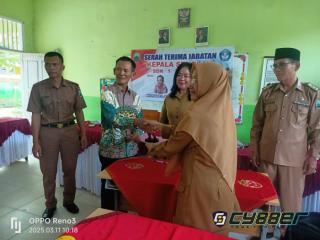 Sertijab Kepala SDN 1 Titiwangi dari Misriyanto Kepada Nuroni.