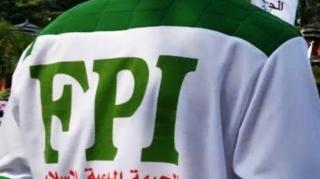 Pakai Atribut FPI Sejumlah Relawan yang Bantu Korban Banjir Dibubarkan Polisi