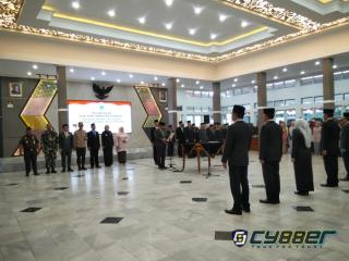 Pelantikan Pejabat Eselon II dan Pengambilan Sumpah PNS di Pemkab Garut