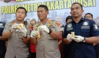 Kapolres Metro Jakarta Pusat Gelar Konferensi Pers Terkait Penyeludupan Narkoba Modus Baru