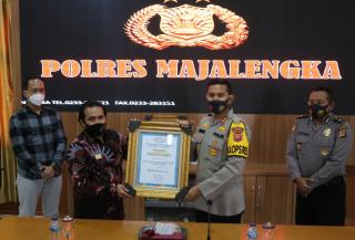 Kapolres Majalengka Raih Penghargaan Dari Ketua Komisi Nasional Perlindungan Anak