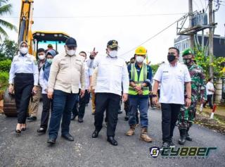 Inovasi Baru, Bupati Reza Bangun Infrastruktur Jalan Aspal Karet