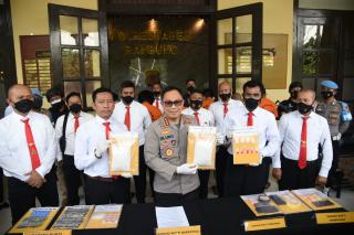 Polrestabes Bandung Amankan 6 Pelaku Penyalahgunaan Narkotika