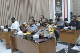 Kapolda dan PJU Polda Banten, Ikuti Vicon Anev Operasi Aman Nusa Tentang Covid-19 dari Kabaharkam Polri