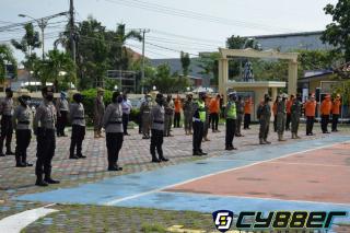 Wakapolres Indramayu Pimpin Apel Pemahaman Tentang Hari Pertama PSBB