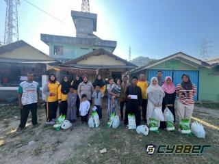 Tebar Kepedulian di Hari Penuh Berkah, Bagren Polres Cilegon Santuni Anak Yatim di Link Madaksa Seberang