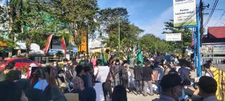 Aksi Unjuk Rasa oleh HMI Tarakan Terkait 100 Hari Gubernur Kaltara yang Belum Terbukti