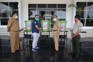 Pemkab OKU Menerima Bantuan Alat Cuci Tangan Dari Bank Perkreditan Rakyat (BPR) Baturaja