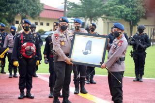 Kapolri Apresiasi Dedikasi dan Loyalitas Brimob Dalam Tugas Kemanusiaan 