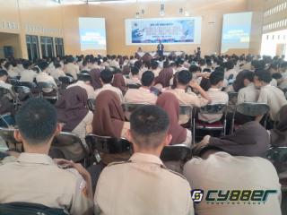 SMKN 2 Klaten Hadirkan Enam Alumni Sukses, Motivasi 600 Siswa Hadapi Dunia Kerja
