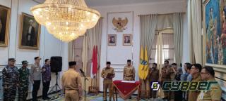 Ahmad Aziz Resmi Jadi Sekda Cilegon, Robinsar Minta ASN Kompak dan Utamakan Masyarakat