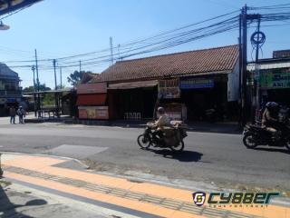 Trotoar di Jalan Jagalan Cawas Dipakai Jualan, Warga Minta Ditertibkan