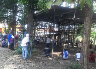 Bikin Bingung ,Pasar Tradisional Ditutup, Lomba Burung Diselenggarakan