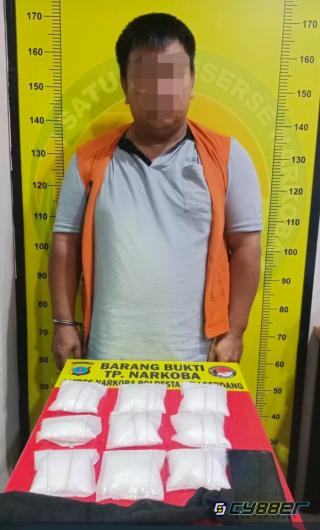 Upah Rp30 Juta Jadi Iming-iming, Kurir Bawa 928 Gram Sabu Diciduk di Kualanamu
