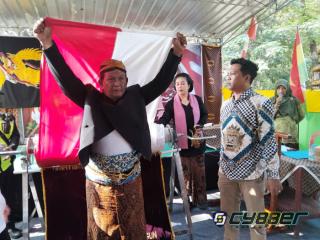 Didik Haryadi, Anggota DPR RI Apresiasi Pembentangan Bendera Merah Putih 1000 Meter di Klaten