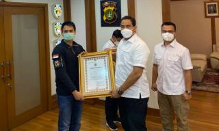 Dir Reskrimum PMJ Beri Penghargaan Kepada Tim Rajawali Polres Metro Jakarta Timur