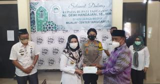 Mualaf Center Indonesia Tanggamus Terima Bantuan dari Bupati